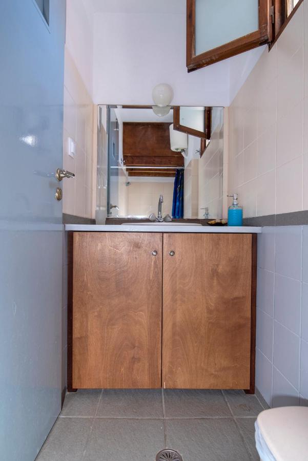 Aeolos Guesthouse Монемвазия Экстерьер фото