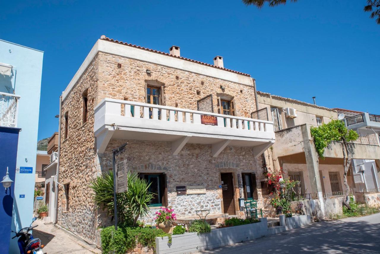 Aeolos Guesthouse Монемвазия Экстерьер фото